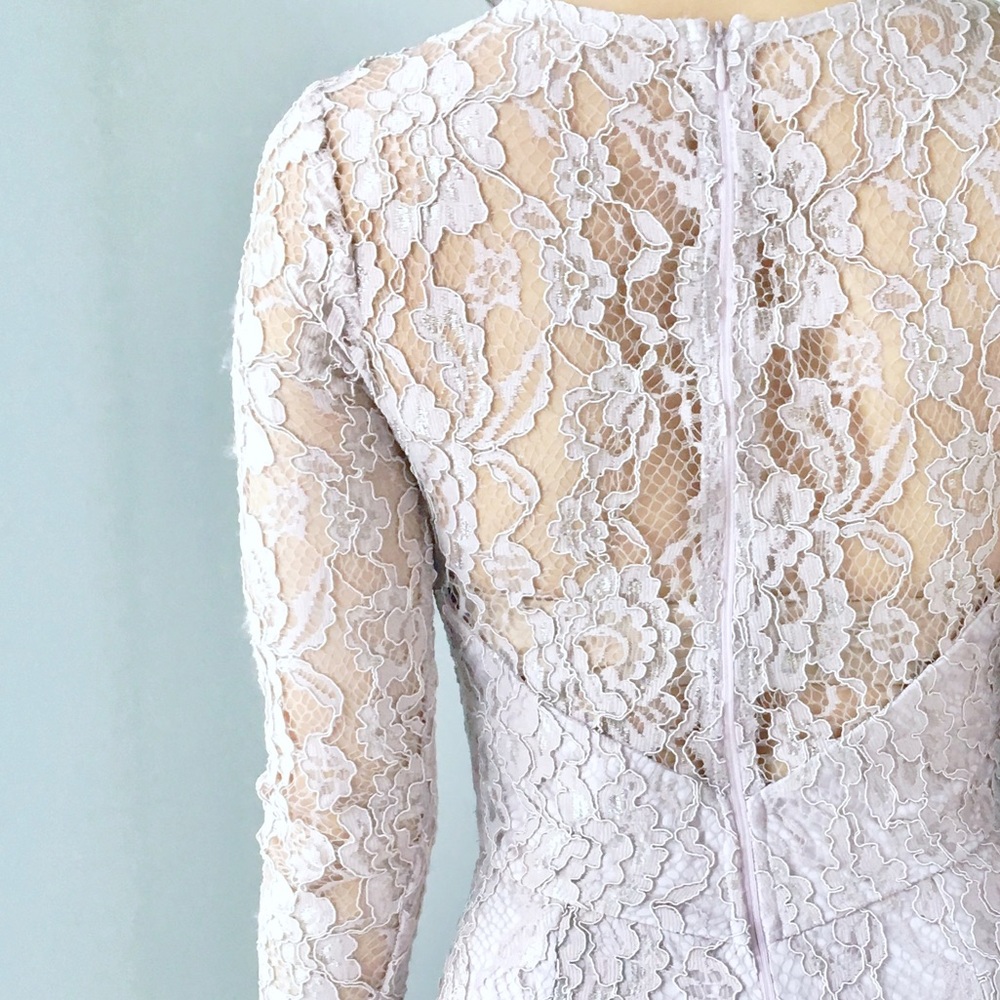 Carissa sweetheart body hugging lace dress - Picture 1 of 7